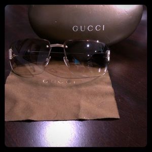 Men’s Gucci sunglasses